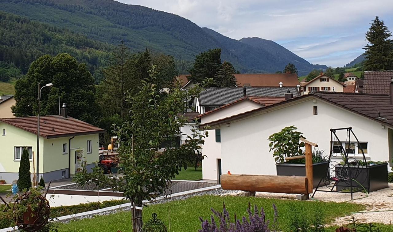 Hotel Gasthof Kreuz Welschenrohr Екстериор снимка