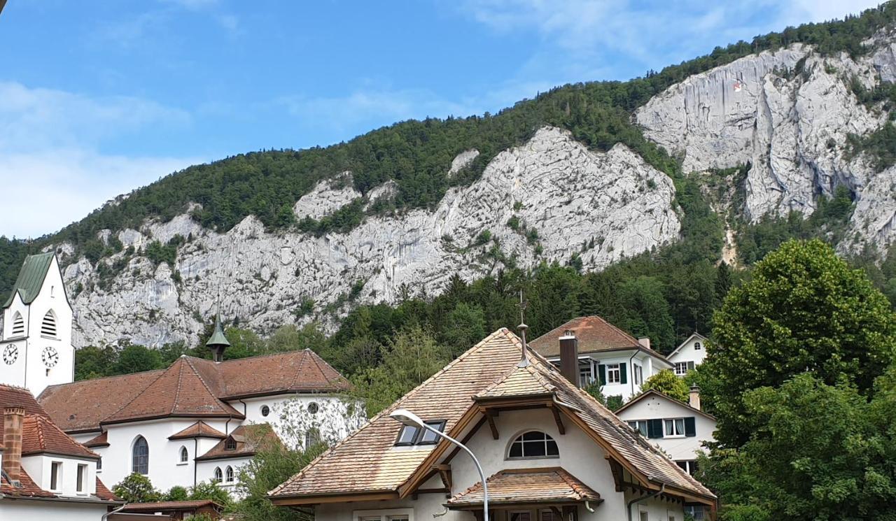 Hotel Gasthof Kreuz Welschenrohr Екстериор снимка